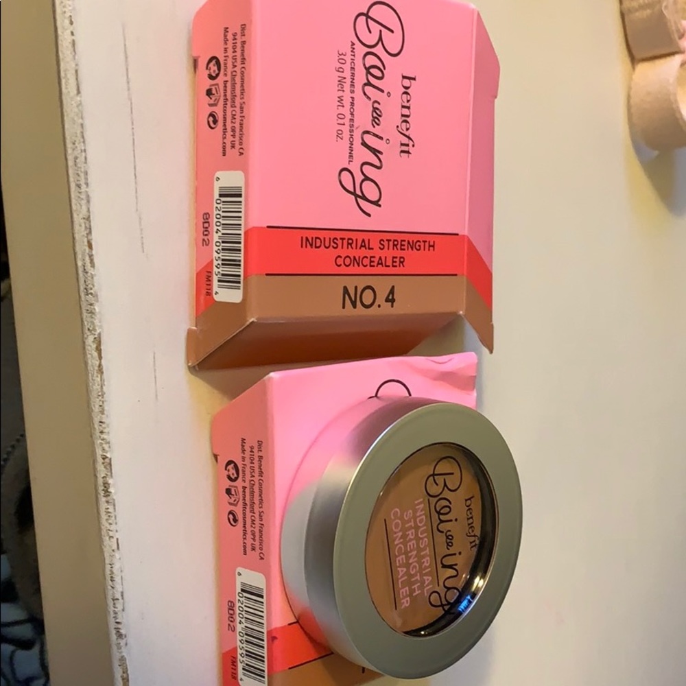 Benefit concealer - Picture 2 of 2
